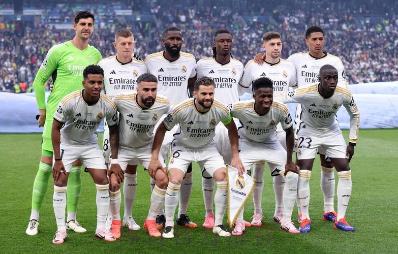 西媒:皇马方面正与马德里市长商讨夺冠庆典方案 西媒:皇马方面正与马德里市长商讨夺冠庆典方案