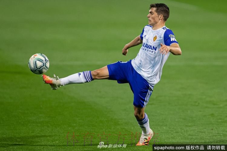 官方:格拉纳达签下皇马右边锋索罗 双方签约5年